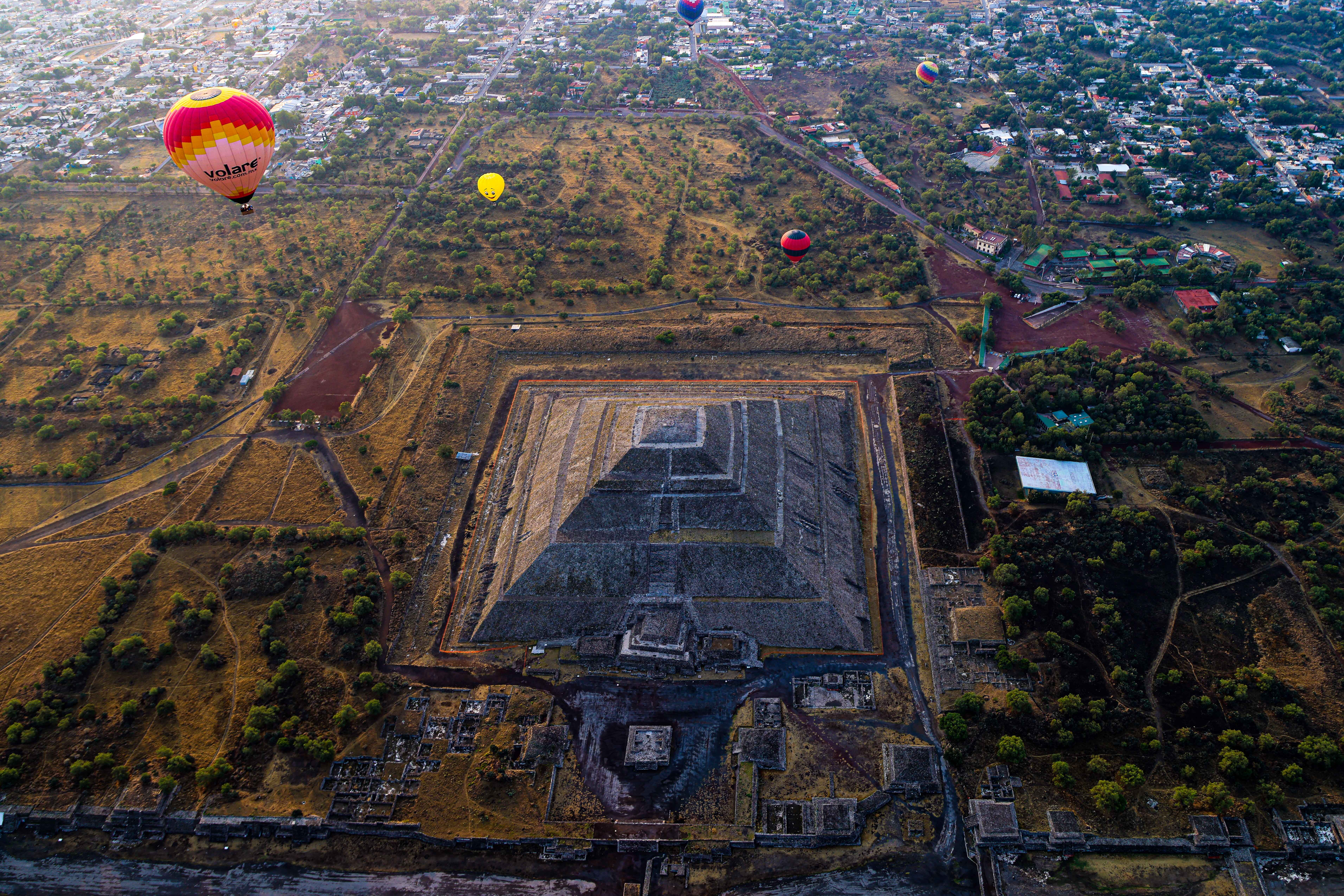 Teotihuacan Overview