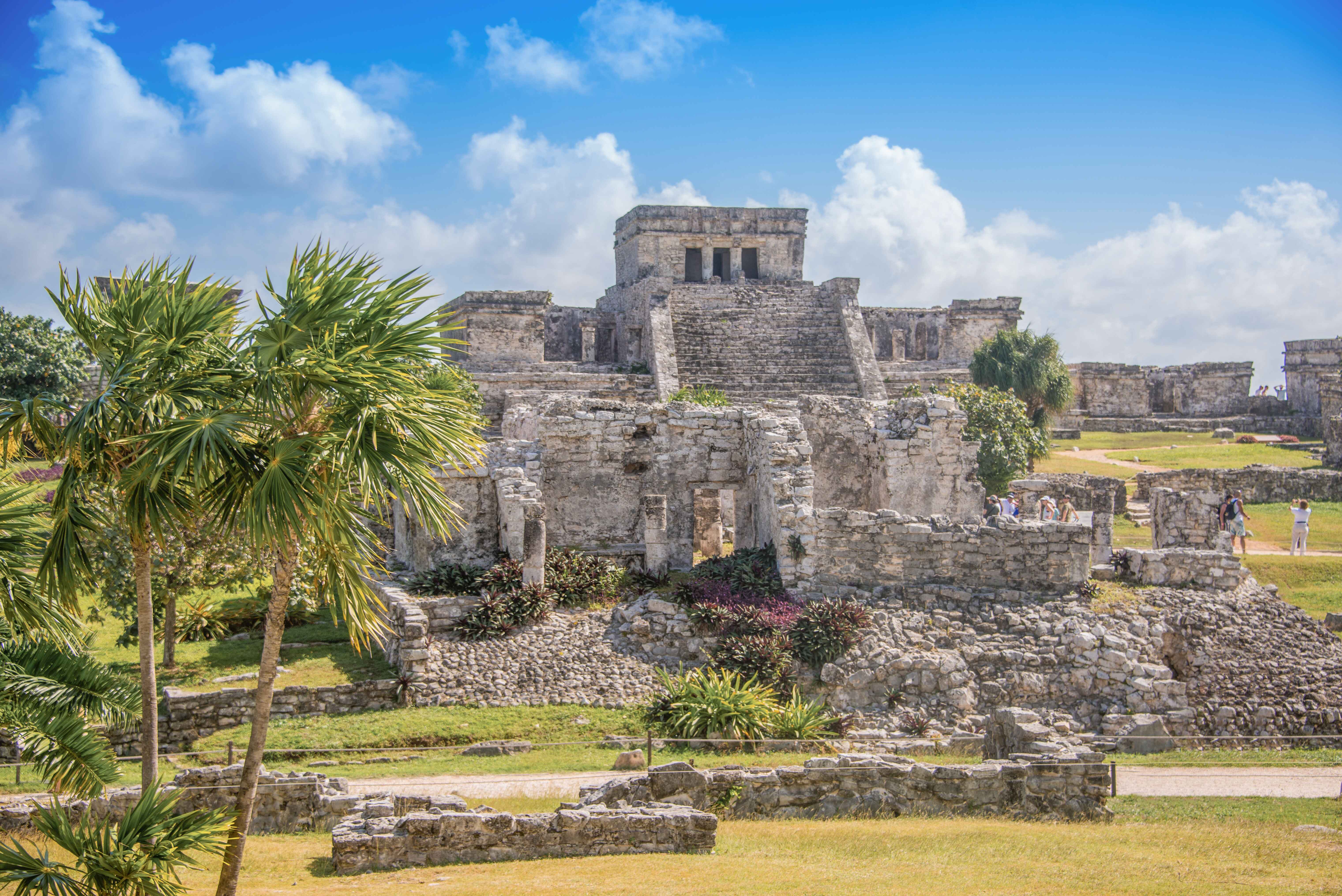 Tulum guided tour group